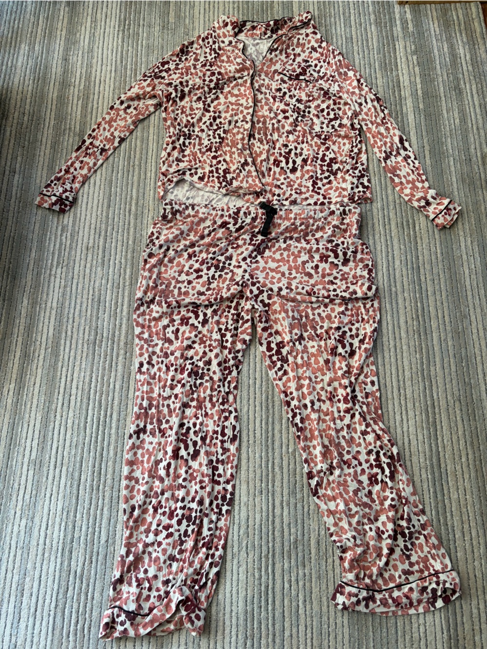 Women’s Cheetah Print Button up Pajamas